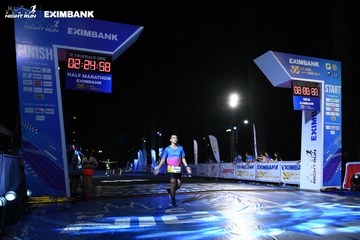 HO CHI MINH CITY NIGHT RUN EXIMBANK 2024 - Ảnh #2060189