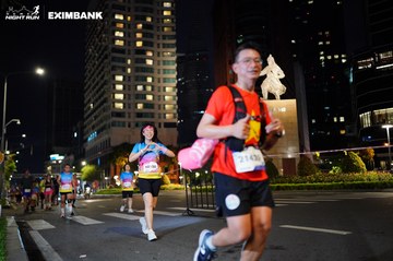 HO CHI MINH CITY NIGHT RUN EXIMBANK 2024 - Ảnh #1991782