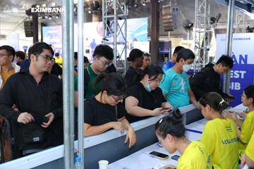 HO CHI MINH CITY NIGHT RUN EXIMBANK 2024 - Ảnh #1965971
