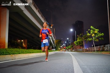 HO CHI MINH CITY NIGHT RUN EXIMBANK 2024 - Ảnh #1988621
