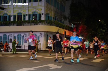 HO CHI MINH CITY NIGHT RUN EXIMBANK 2024 - Ảnh #2031531