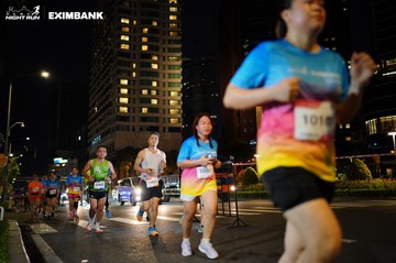 HO CHI MINH CITY NIGHT RUN EXIMBANK 2024 - Ảnh #1991397