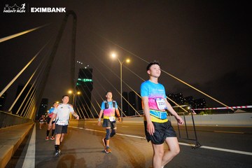 HO CHI MINH CITY NIGHT RUN EXIMBANK 2024 - Ảnh #2026435