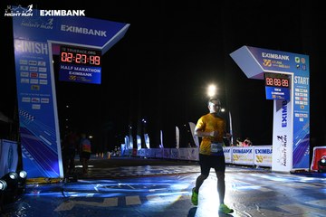 HO CHI MINH CITY NIGHT RUN EXIMBANK 2024 - Ảnh #2063785