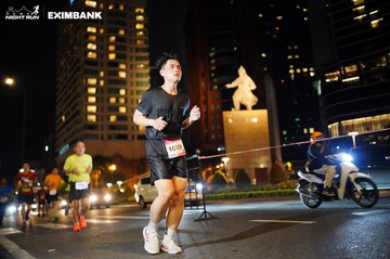 HO CHI MINH CITY NIGHT RUN EXIMBANK 2024 - Ảnh #1991034
