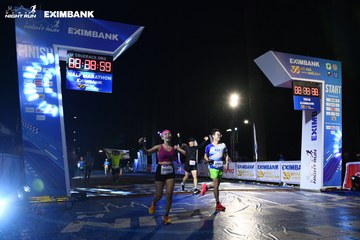 HO CHI MINH CITY NIGHT RUN EXIMBANK 2024 - Ảnh #2060159