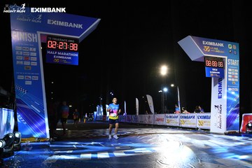 HO CHI MINH CITY NIGHT RUN EXIMBANK 2024 - Ảnh #2063460