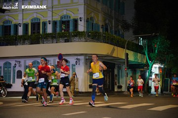 HO CHI MINH CITY NIGHT RUN EXIMBANK 2024 - Ảnh #2031337