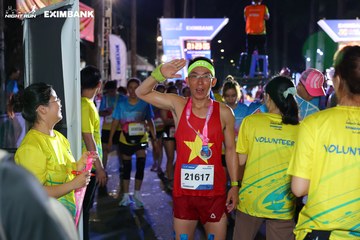 HO CHI MINH CITY NIGHT RUN EXIMBANK 2024 - Ảnh #2012559