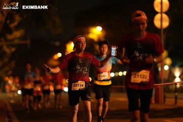 HO CHI MINH CITY NIGHT RUN EXIMBANK 2024 - Ảnh #2160476