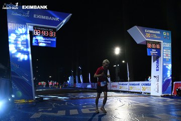 HO CHI MINH CITY NIGHT RUN EXIMBANK 2024 - Ảnh #2062375