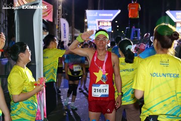 HO CHI MINH CITY NIGHT RUN EXIMBANK 2024 - Ảnh #2012563