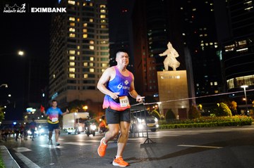 HO CHI MINH CITY NIGHT RUN EXIMBANK 2024 - Ảnh #1990558