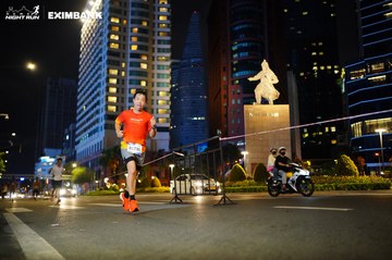 HO CHI MINH CITY NIGHT RUN EXIMBANK 2024 - Ảnh #1989323