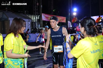 HO CHI MINH CITY NIGHT RUN EXIMBANK 2024 - Ảnh #2012379