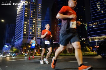 HO CHI MINH CITY NIGHT RUN EXIMBANK 2024 - Ảnh #1989339