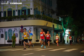 HO CHI MINH CITY NIGHT RUN EXIMBANK 2024 - Ảnh #2031057
