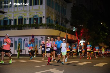 HO CHI MINH CITY NIGHT RUN EXIMBANK 2024 - Ảnh #2031583