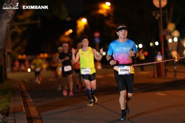 HO CHI MINH CITY NIGHT RUN EXIMBANK 2024 - Ảnh #2159533