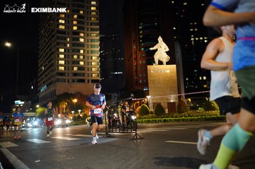 HO CHI MINH CITY NIGHT RUN EXIMBANK 2024 - Ảnh #1989707