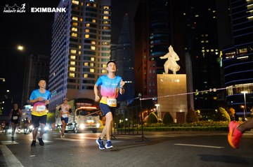 HO CHI MINH CITY NIGHT RUN EXIMBANK 2024 - Ảnh #1989436