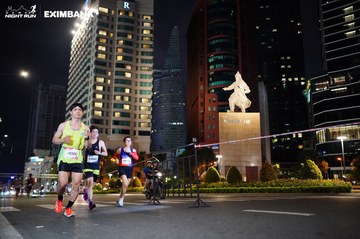 HO CHI MINH CITY NIGHT RUN EXIMBANK 2024 - Ảnh #1989410