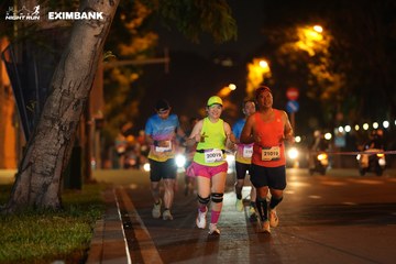 HO CHI MINH CITY NIGHT RUN EXIMBANK 2024 - Ảnh #2160615