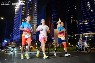 HO CHI MINH CITY NIGHT RUN EXIMBANK 2024 - Ảnh #1989313