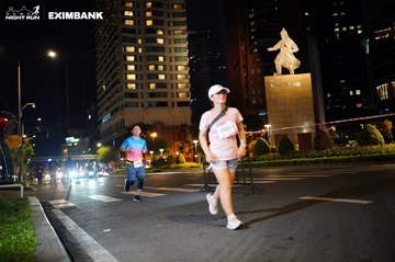 HO CHI MINH CITY NIGHT RUN EXIMBANK 2024 - Ảnh #1990488