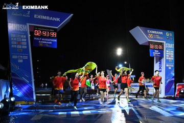 HO CHI MINH CITY NIGHT RUN EXIMBANK 2024 - Ảnh #2062613