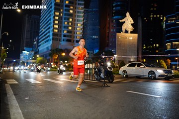HO CHI MINH CITY NIGHT RUN EXIMBANK 2024 - Ảnh #1989060