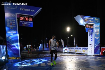HO CHI MINH CITY NIGHT RUN EXIMBANK 2024 - Ảnh #2060082
