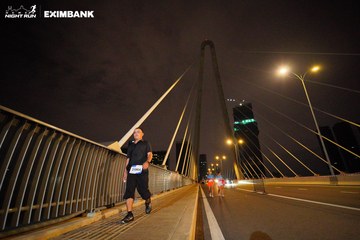 HO CHI MINH CITY NIGHT RUN EXIMBANK 2024 - Ảnh #2027257