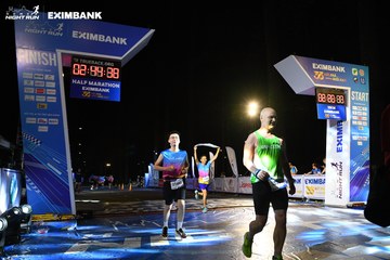 HO CHI MINH CITY NIGHT RUN EXIMBANK 2024 - Ảnh #2064623