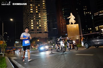 HO CHI MINH CITY NIGHT RUN EXIMBANK 2024 - Ảnh #1991313