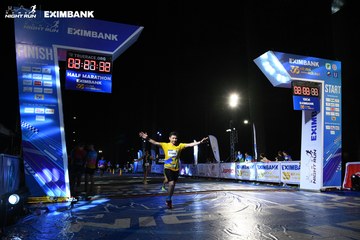 HO CHI MINH CITY NIGHT RUN EXIMBANK 2024 - Ảnh #2063355