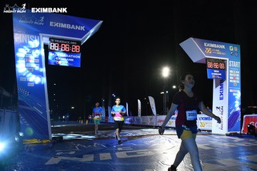 HO CHI MINH CITY NIGHT RUN EXIMBANK 2024 - Ảnh #2065432