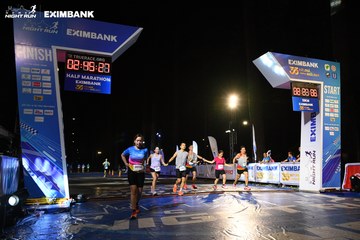 HO CHI MINH CITY NIGHT RUN EXIMBANK 2024 - Ảnh #2065454