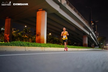 HO CHI MINH CITY NIGHT RUN EXIMBANK 2024 - Ảnh #1988605