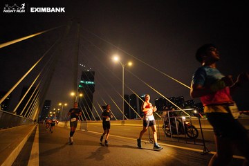 HO CHI MINH CITY NIGHT RUN EXIMBANK 2024 - Ảnh #2026720