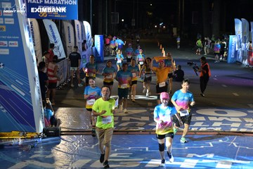 HO CHI MINH CITY NIGHT RUN EXIMBANK 2024 - Ảnh #2031044