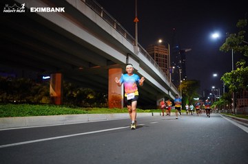 HO CHI MINH CITY NIGHT RUN EXIMBANK 2024 - Ảnh #1988986