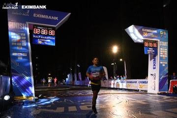 HO CHI MINH CITY NIGHT RUN EXIMBANK 2024 - Ảnh #2059401
