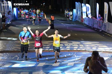 HO CHI MINH CITY NIGHT RUN EXIMBANK 2024 - Ảnh #2030356