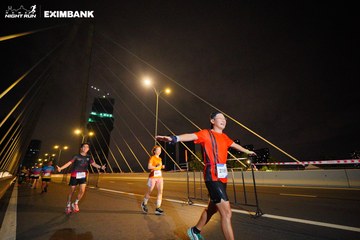 HO CHI MINH CITY NIGHT RUN EXIMBANK 2024 - Ảnh #2024273