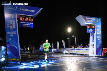 HO CHI MINH CITY NIGHT RUN EXIMBANK 2024 - Ảnh #2065839