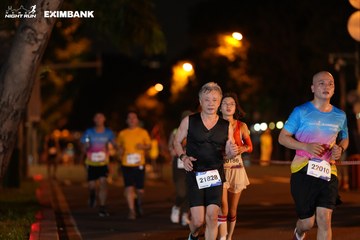 HO CHI MINH CITY NIGHT RUN EXIMBANK 2024 - Ảnh #2159779