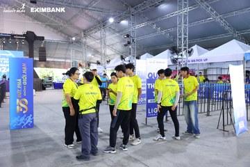 HO CHI MINH CITY NIGHT RUN EXIMBANK 2024 - Ảnh #1965330