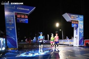 HO CHI MINH CITY NIGHT RUN EXIMBANK 2024 - Ảnh #2060291