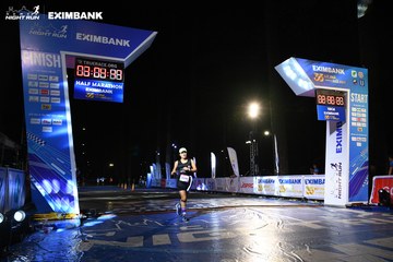 HO CHI MINH CITY NIGHT RUN EXIMBANK 2024 - Ảnh #2063875